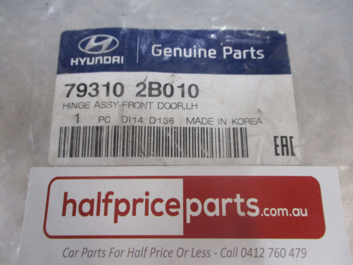 Hyundai Santa Fe Genuine Left Hand Front Door Hinge Lower New Part