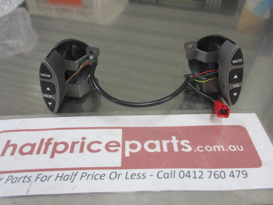 Holden VX Commodore Genuine Steering Wheel Controllers New Part
