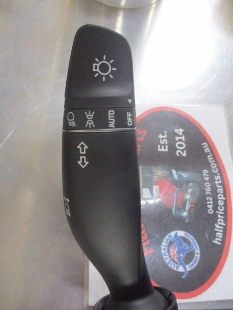 Hyundai Sonata Genuine Headlight And Indicator Combination Switch Assembly New Part