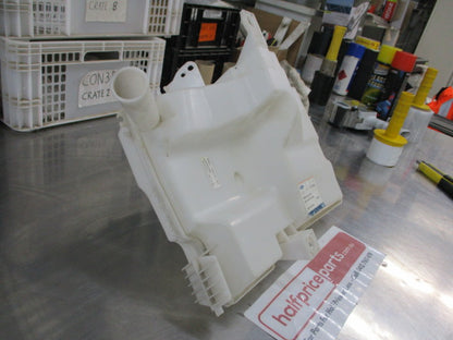 Ford Focus LW Genuine Front Water Reservoir Windscreen Washer Bottle (No Pump Or Lid) New Part