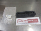 Holden HSV E2 GTS VE Commodore Genuine Passenger Side Lower Bonnet Scoop Rubber New Part