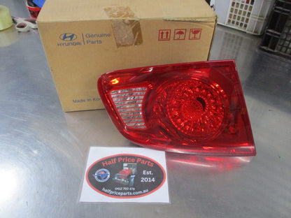 Hyundai Santa Fe Genuine Left Hand Rear Inner Tail Light Assembly New Part