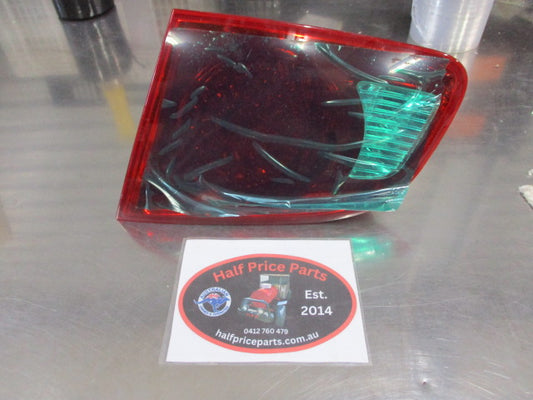 Hyundai Santa Fe Genuine Right Hand Rear Inner Tail Light New Part