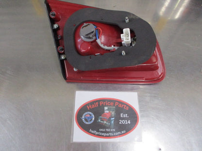 Hyundai Santa Fe Genuine Right Hand Rear Inner Tail Light New Part
