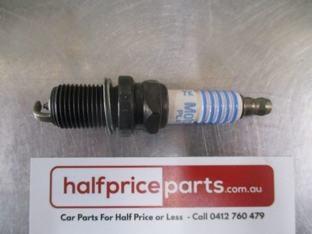 Ford Transit Genuine Platinum Spark Plug - New Part