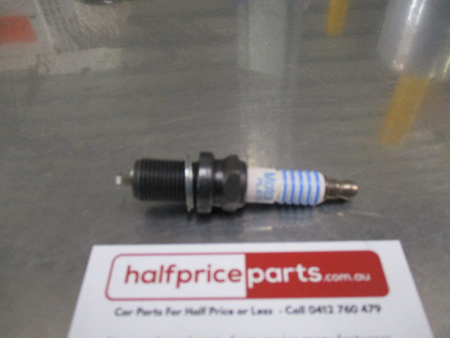 Ford Transit Genuine Platinum Spark Plug - New Part