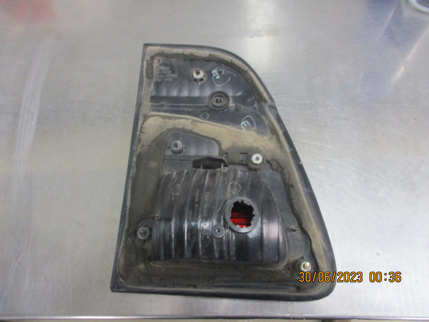 Toyota Landcruiser 100 Series Right Hand Inner Tail Light Used Part