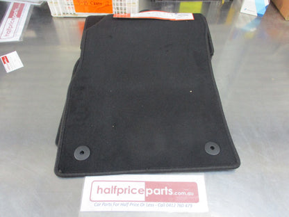 Holden Cruze JG-JH Genuine Set 4 Carpet Floor Mat Set New Part