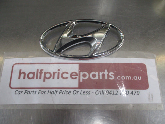 Hyundai Elantra Genuine Chrome Front Grille Emblem New Part