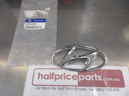 Hyundai Elantra Genuine Chrome Front Grille Emblem New Part