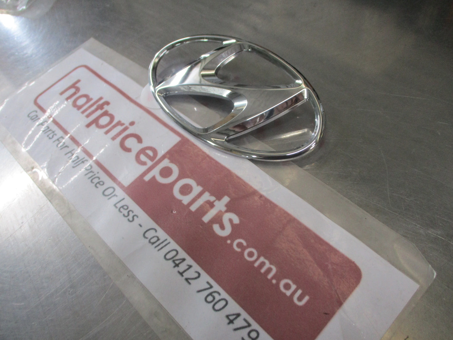 Hyundai i30 Genuine Chrome Tail Gate Boot Emblem New Part