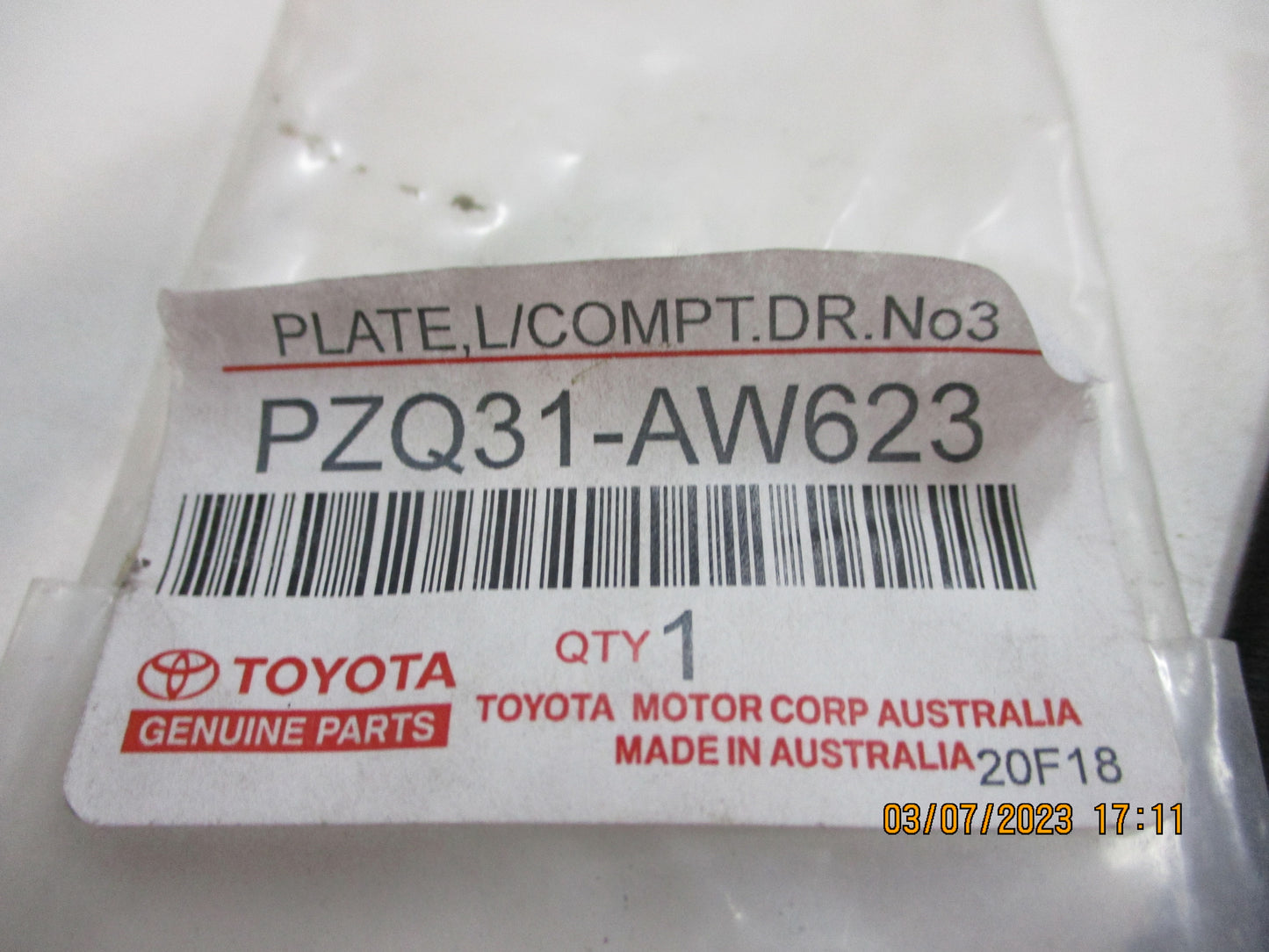 Toyota Aurion GSV40 Genuine Special Edition White Decal New Part