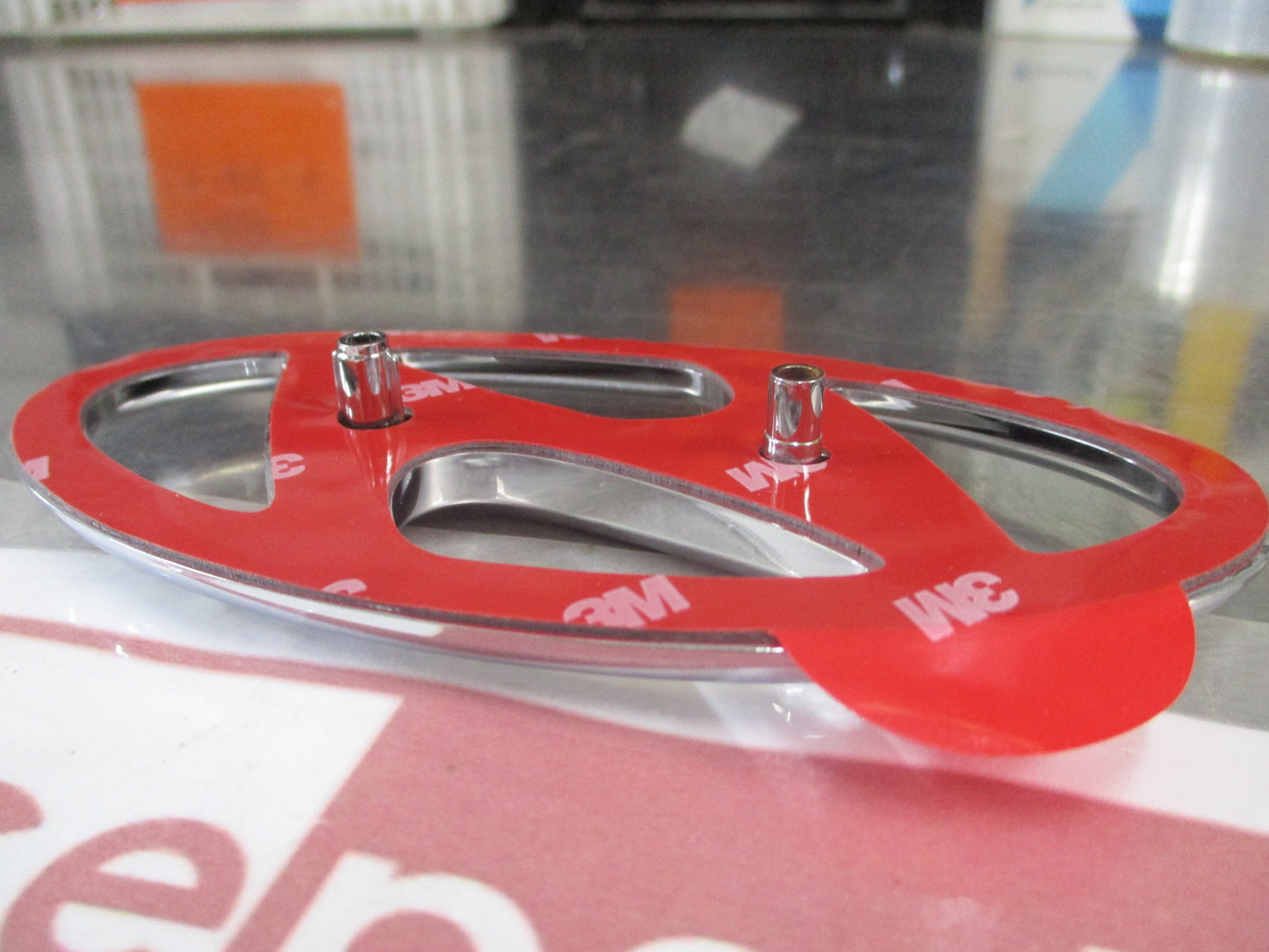 Hyundai i40 Genuine Chrome Boot Lid Emblem New Part