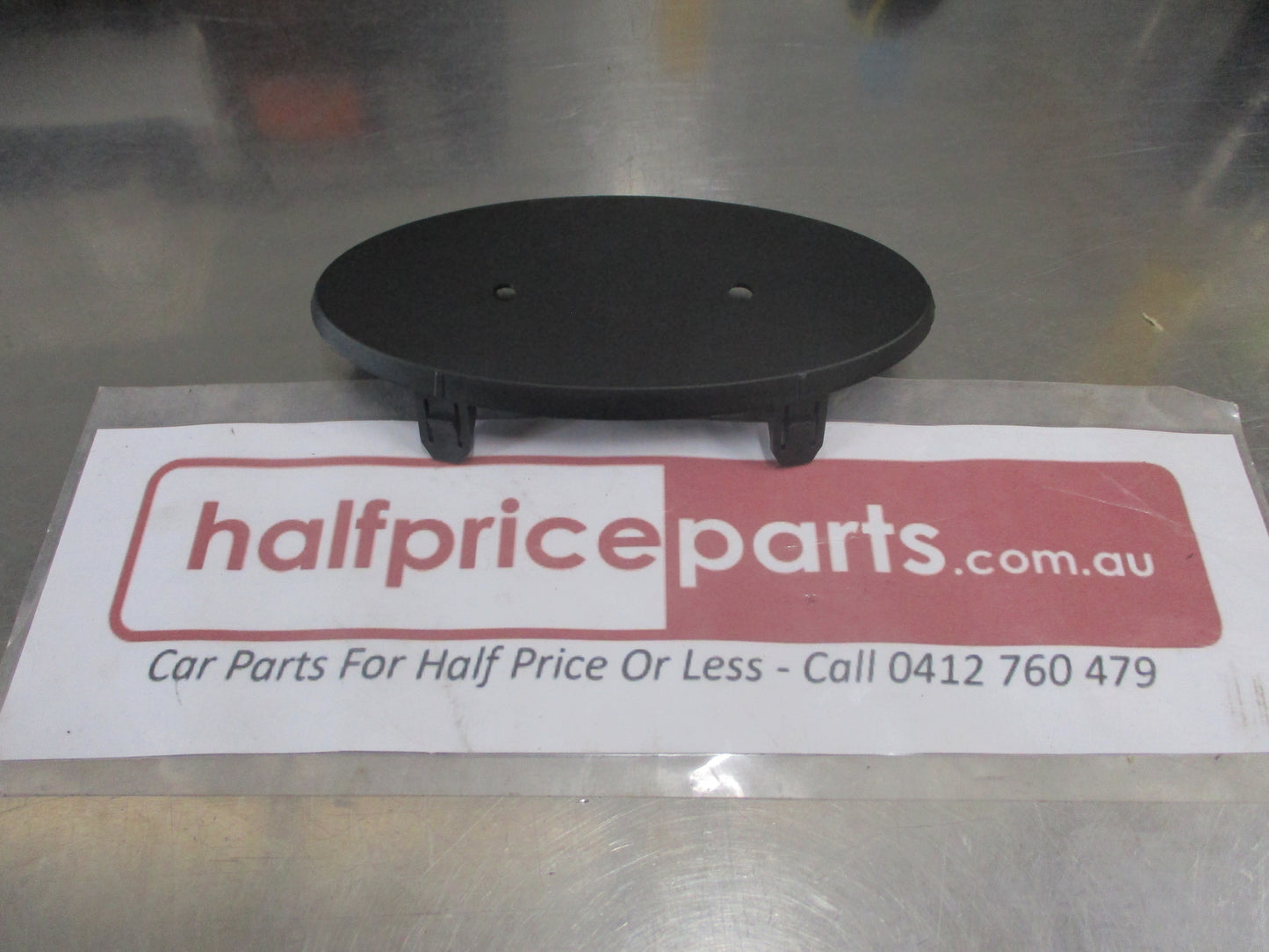 Hyundai Accent Genuine Front Grille Mesh Radiator Emblem Mounting Plate New Part