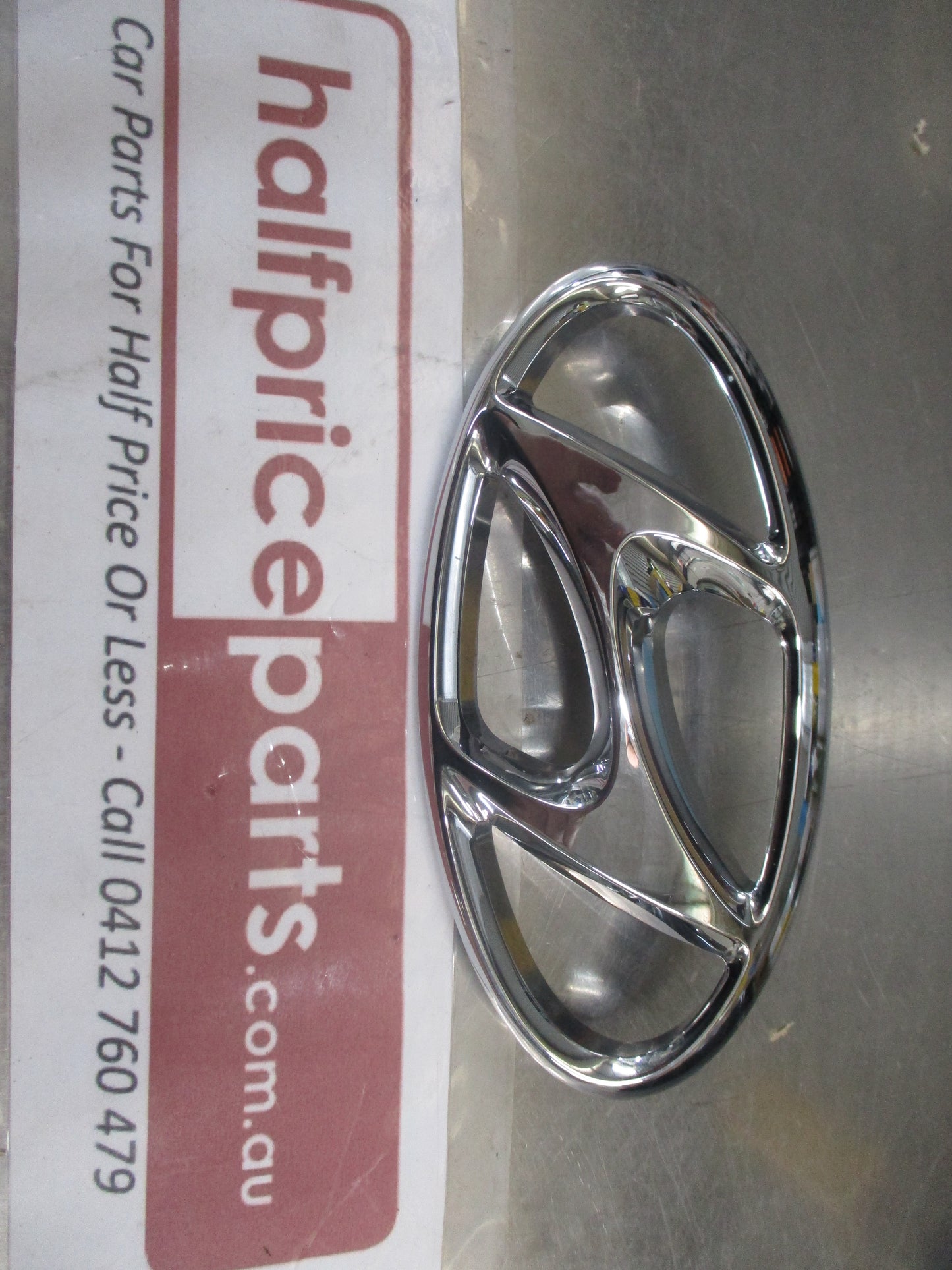 Hyundai Elantra Genuine Chrome Front Grille Emblem New Part