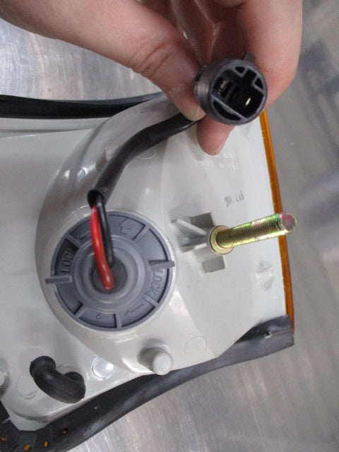 Hyundai Sonata Genuine Right Hand Front Indicator Light New Part