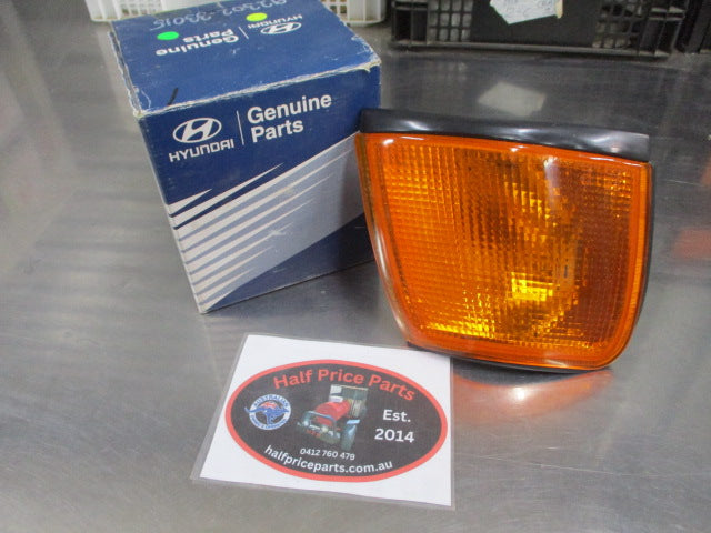 Hyundai Sonata Genuine Right Hand Front Indicator Light New Part