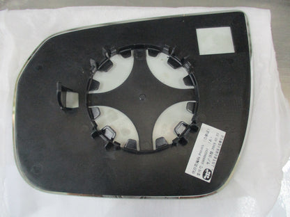 Maxus T60 Genuine Drivers Side Mirror Glass New Part
