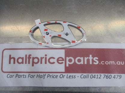 Hyundai Elantra Genuine Rear Chrome Boot Lid Emblem New Part