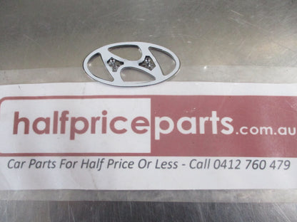 Hyundai Elantra/Accent/Sonata/Tiburon/Tucson Genuine Chrome Front Grille Emblem New Part