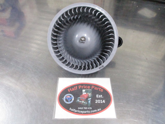 Hyundai I30 / Kia Cerato-Ceed-Rondo Genuine A/C Blower Fan and Motor Assembly New Part