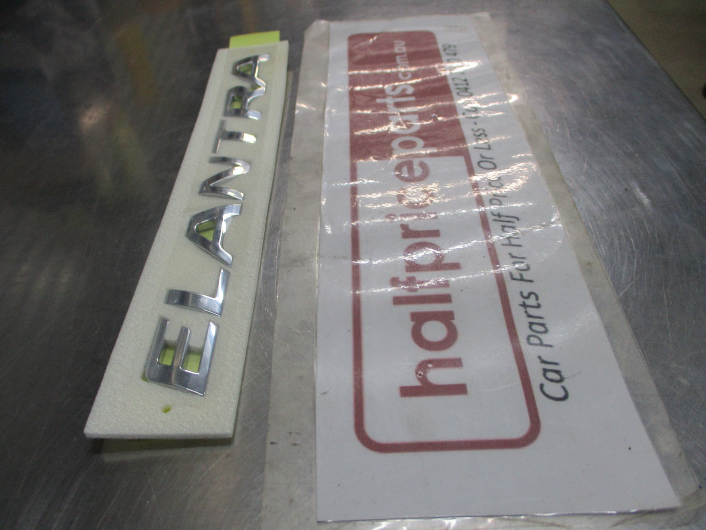 Hyundai Elantra MD Genuine Genuine Chrome Tail Gate Emblem New Part