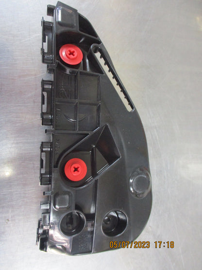 Toyota Hilux Genuine Left Hand Front Bumper Bracket New Part
