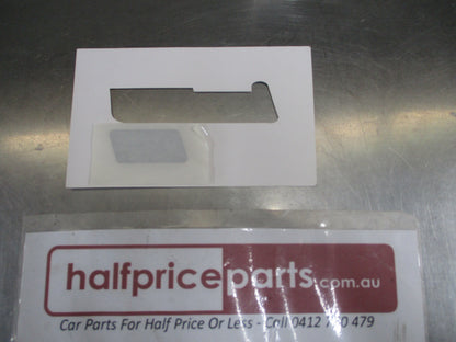 Hyundai IX35 Genuine Chrome And Black Boot Emblem New Part