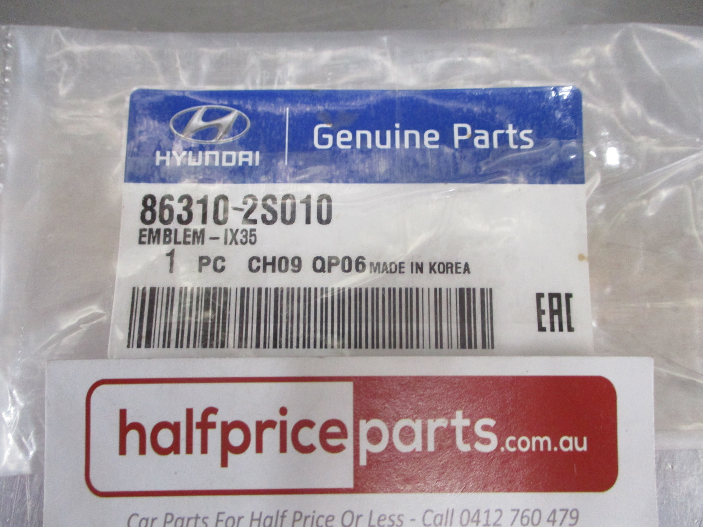 Hyundai iX35 Genuine Rear Chrome Hatch Lid Emblem New Part