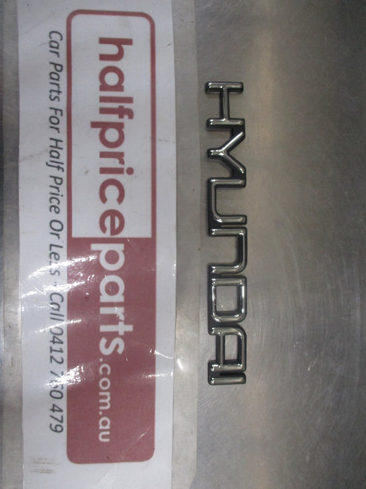 Hyundai Sonata Genuine Chrome And Black Rear Boot Emblem New Part