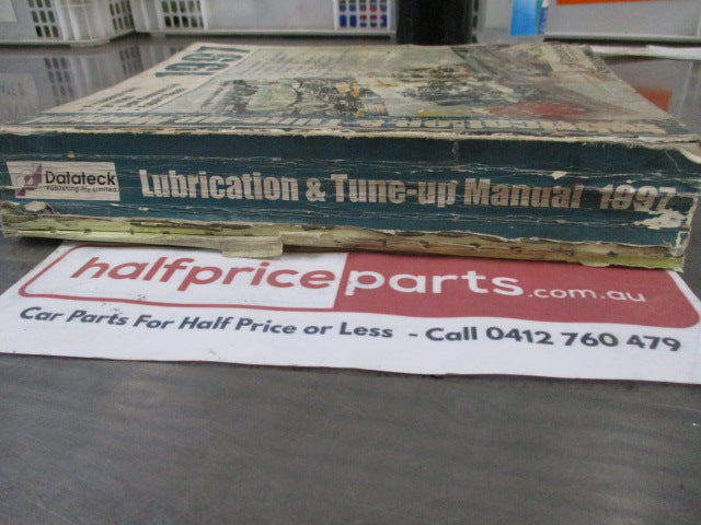 Lubrication & Tune-up Manual 1997 - Used