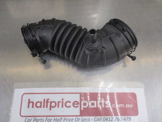 Hyundai Accent Genuine Air Intake Pipe Assembly New Part