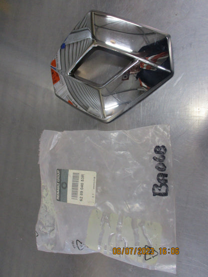 Renault Master III Genuine Front Grille Emblem Chrome New Part