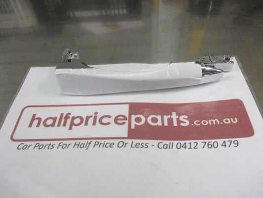 Nissan Pathfinder -Altima Genuine Right Hand Rear Outer Door Handle New Part