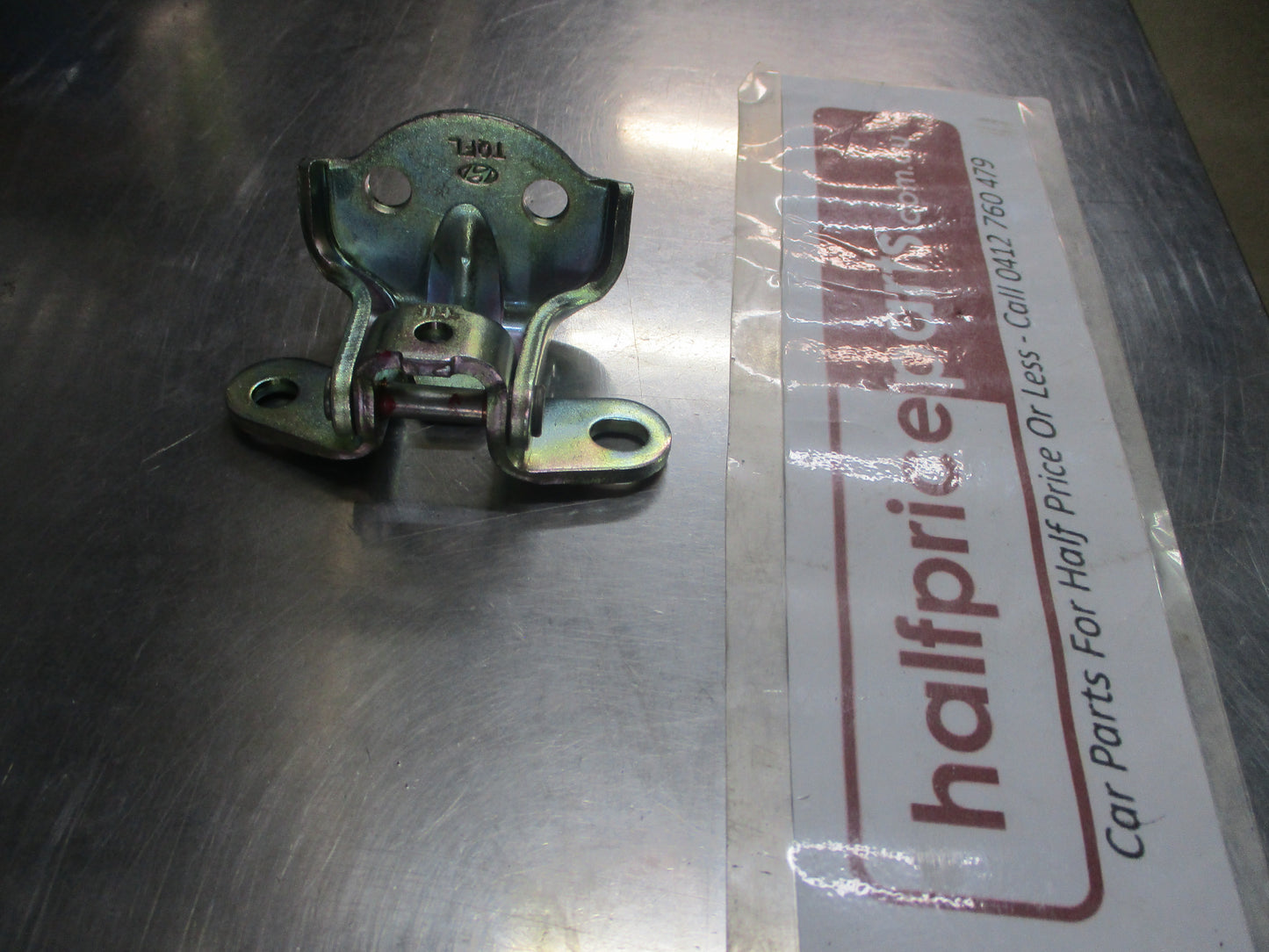 Hyundai Iload/I-Max Genuine Left Hand Lower Front Door Hinge New Part
