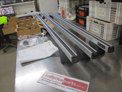 Toyota Hiace LWB Van Genuine 3 Bar Roof Rack System Kit New Part