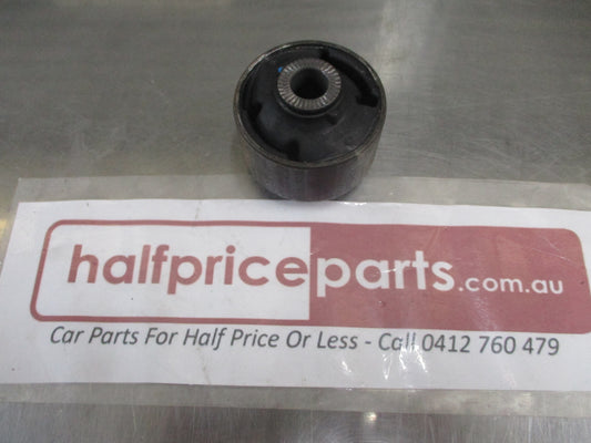 Kia Rio/Sorento/Soul Genuine Front Lower Arm Bush New Part.