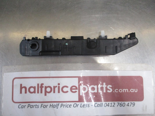 Hyundai Sonata Genuine Right Hand Side Front Bumper Bracket New Part