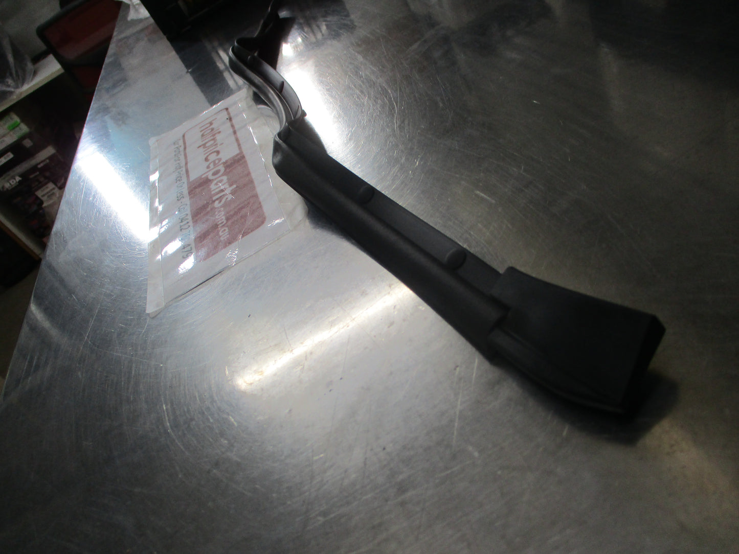 Hyundai Tucson Genuine Front Rubber Bonnet Seal Strip New Part