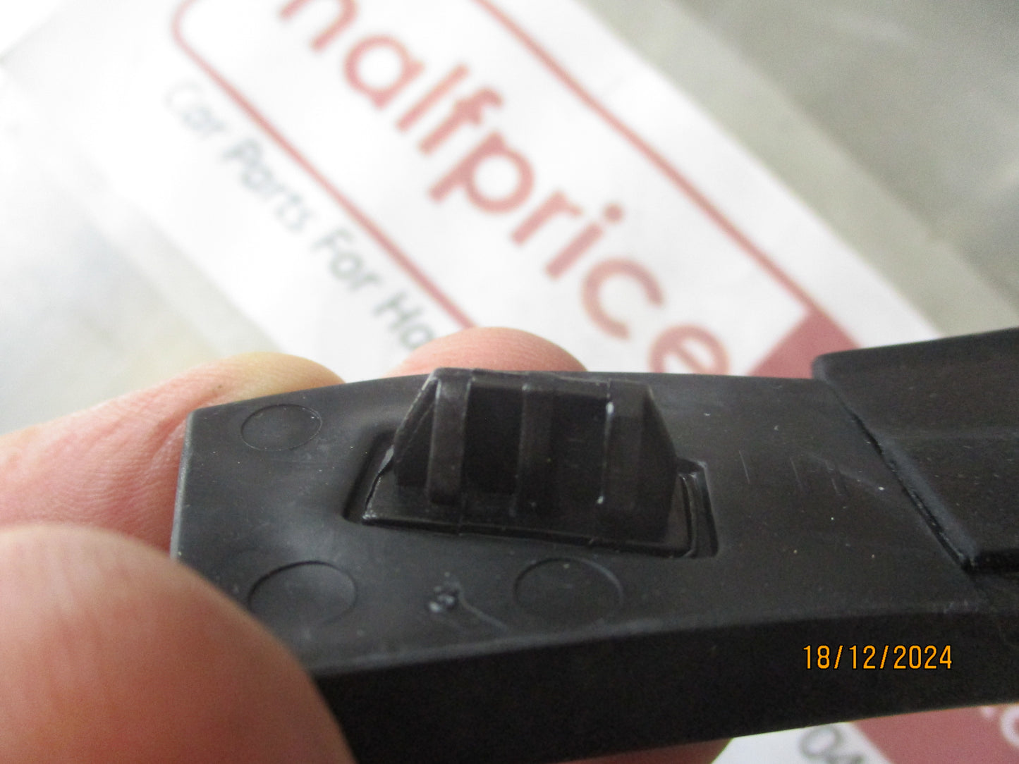 Hyundai Tucson Genuine Front Rubber Bonnet Seal Strip New Part