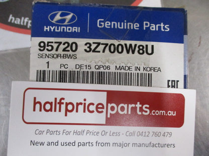 Hyundai i40 Genuine Reverse Parking Sensor New Part