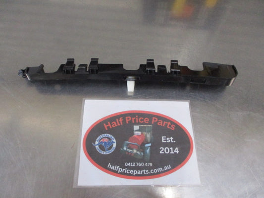 Hyundai iload/i-Max Genuine Right Hand Rear Bumper Bracket New Part