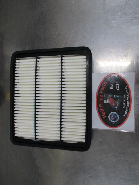 Sakura Air Filter Suitable For Hyundai Terracan New Part