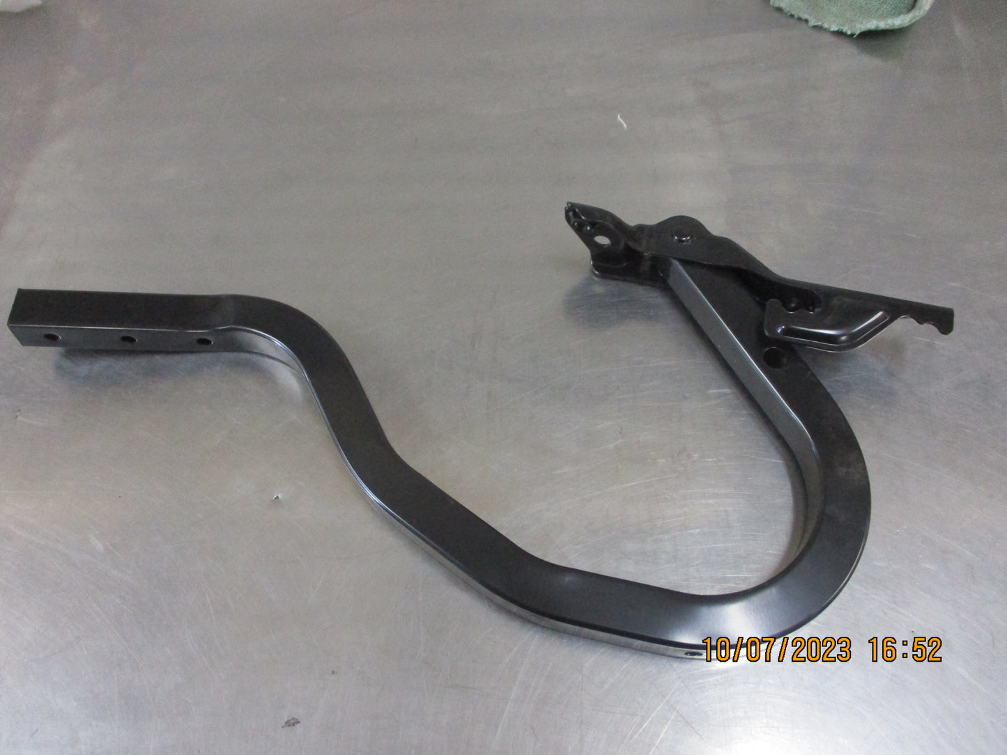Honda Accord Genuine Left Hand Rear Boot Hinge New Part