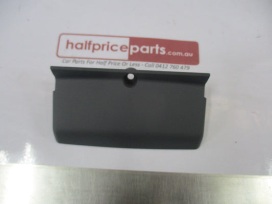 Land Rover Range Rover Sport Genuine Head Rest Screen Bracket Moulding New Part