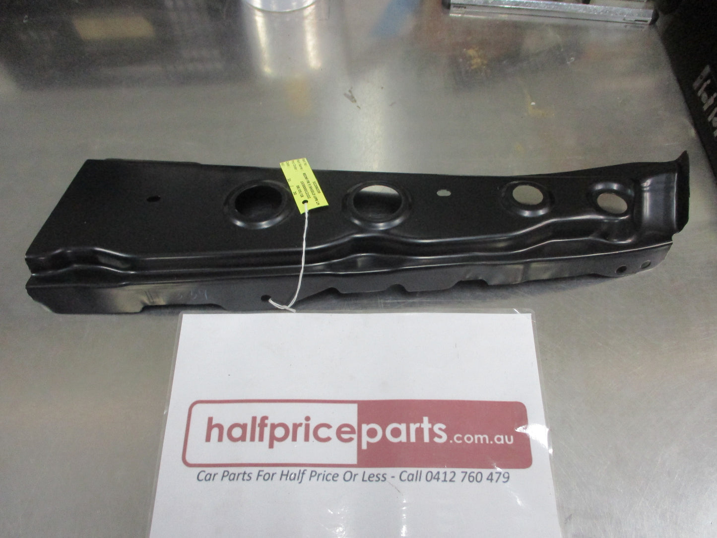 Mitsubishi Pajero/Triton Genuine Left Front Side Member Amplifier New Part