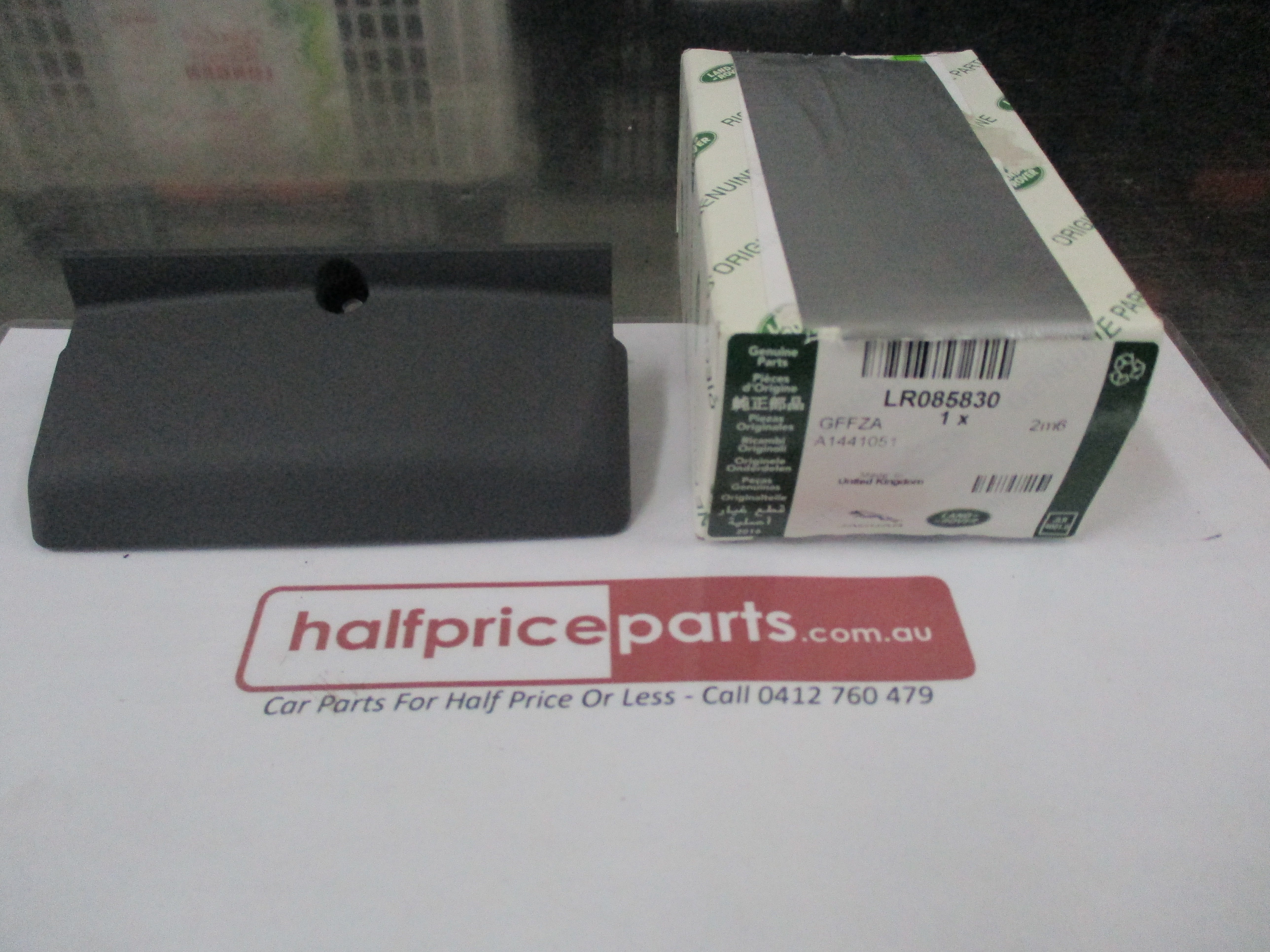 Land Rover Range Rover Sport Genuine Head Rest Screen Bracket Moulding ...