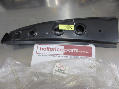 Mitsubishi Pajero/Triton Genuine Left Front Side Member Amplifier New Part