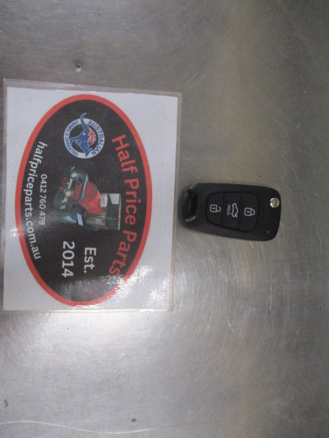 Hyundai Elantra Genuine 3 Button Flip Remote Key New Part