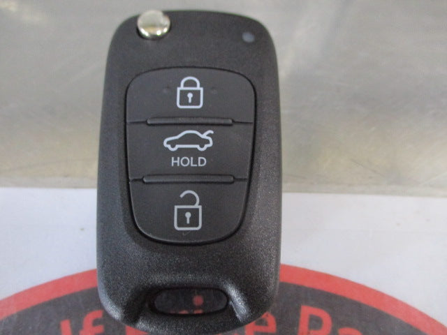 Hyundai Elantra Genuine 3 Button Flip Remote Key New Part